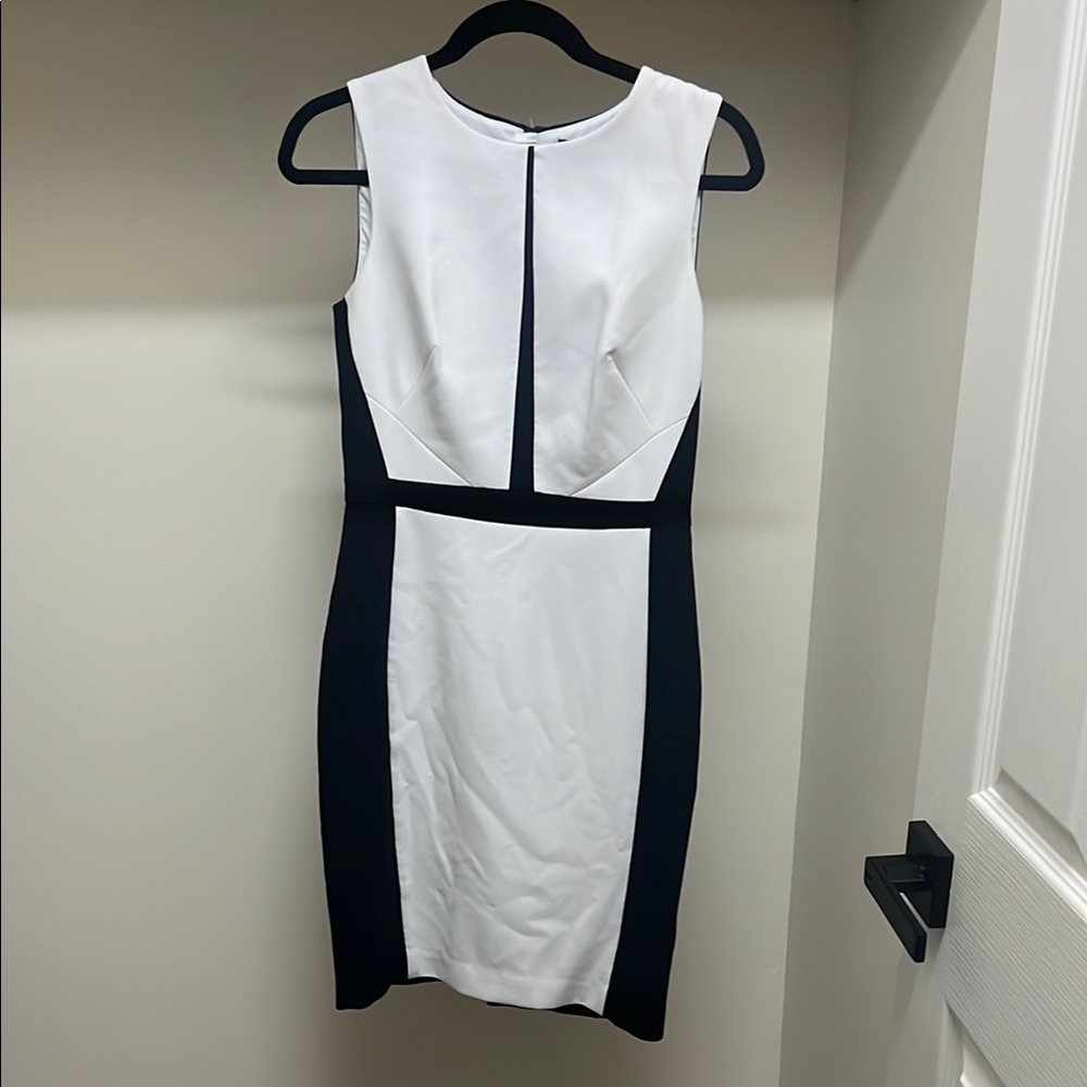 WHMB Black and White Sleeveless Dress